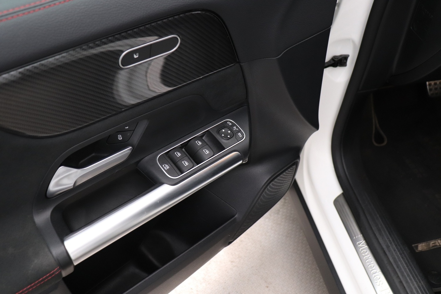 Mercedes-Benz GLA vaihtoauto