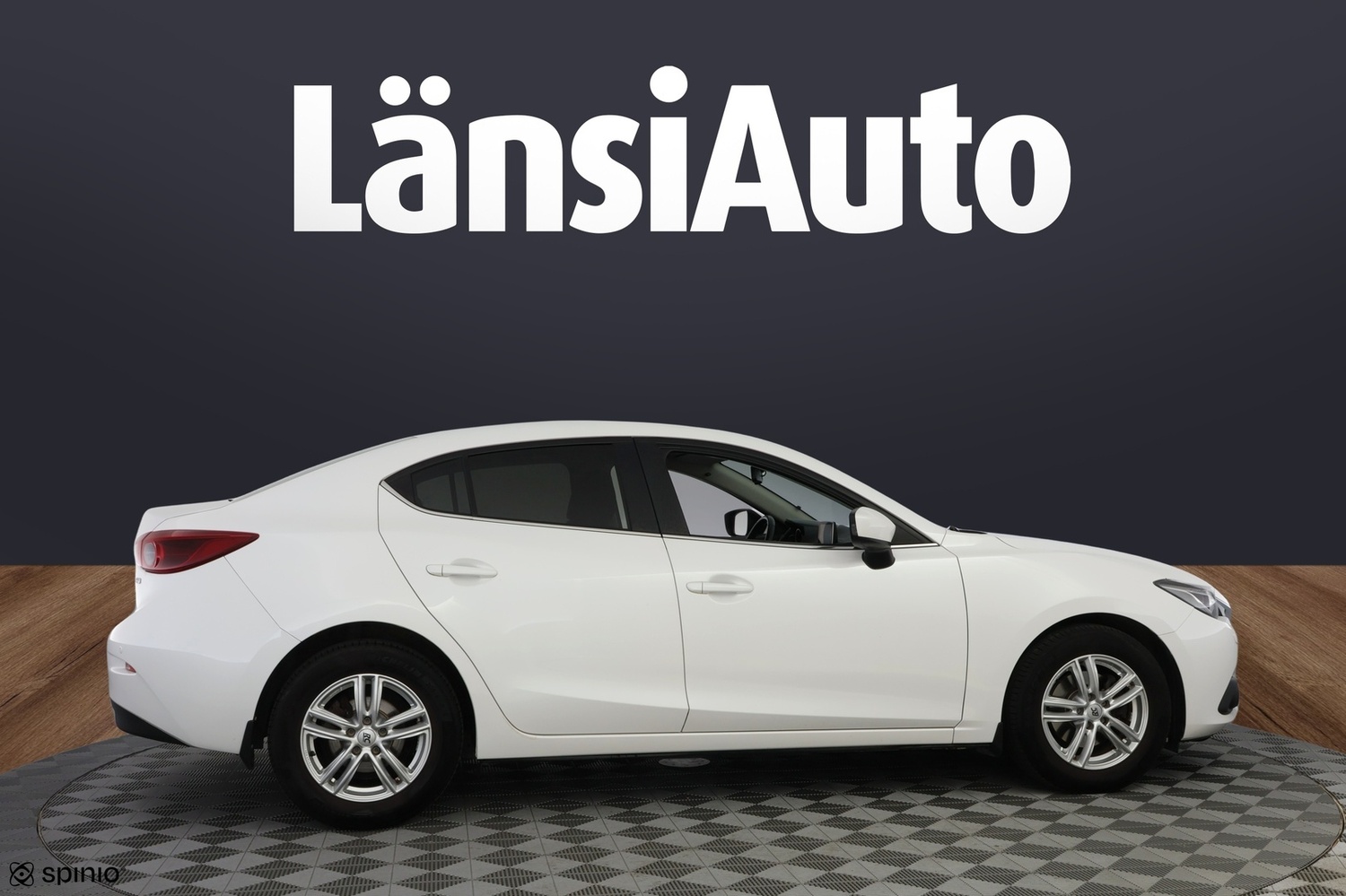 Mazda 3 vaihtoauto
