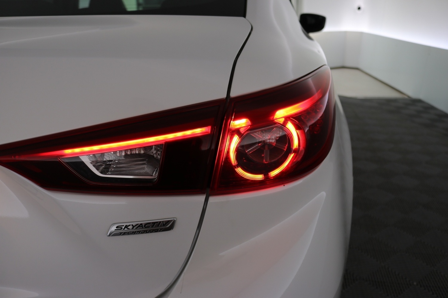 Mazda 3 vaihtoauto