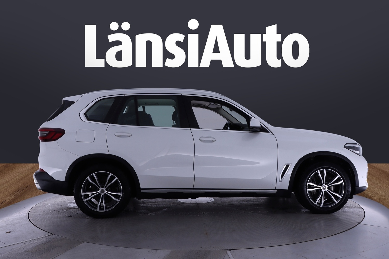 BMW X5 vaihtoauto