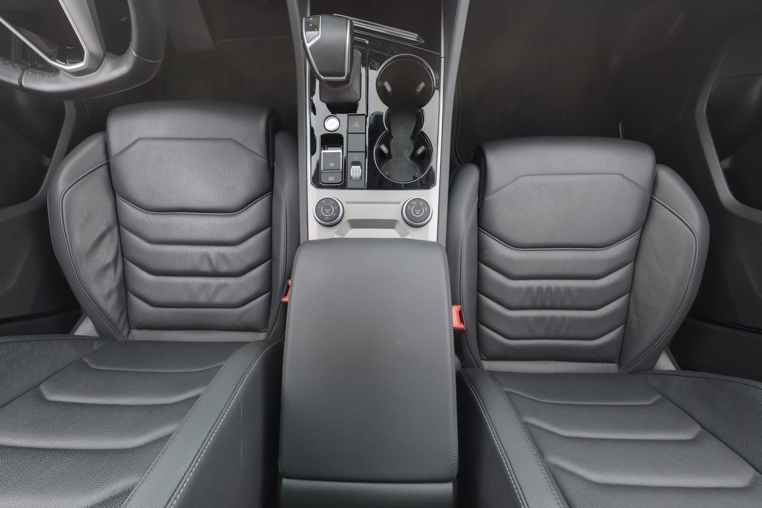 Volkswagen Touareg vaihtoauto