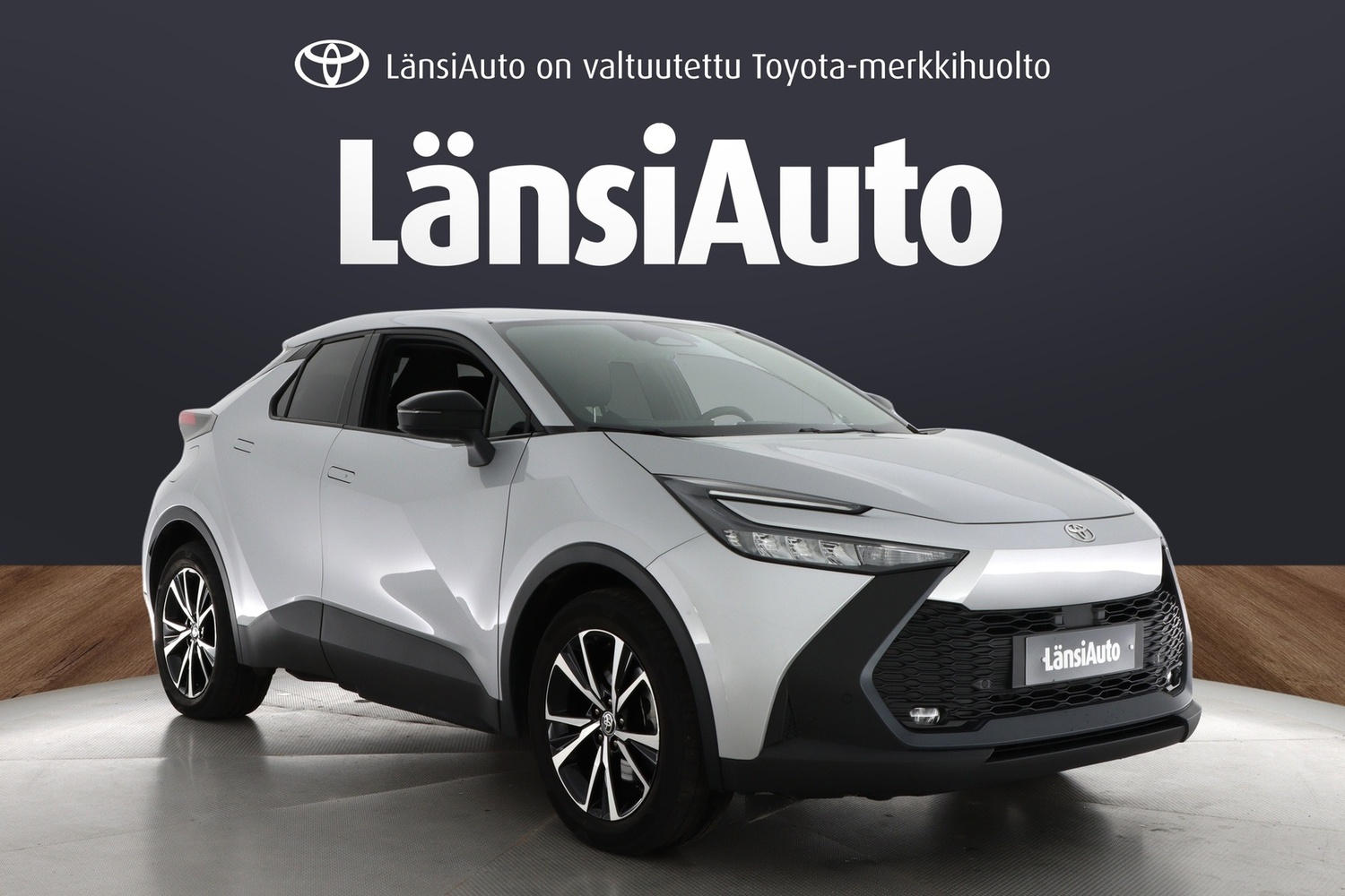 Toyota C-HR vaihtoauto