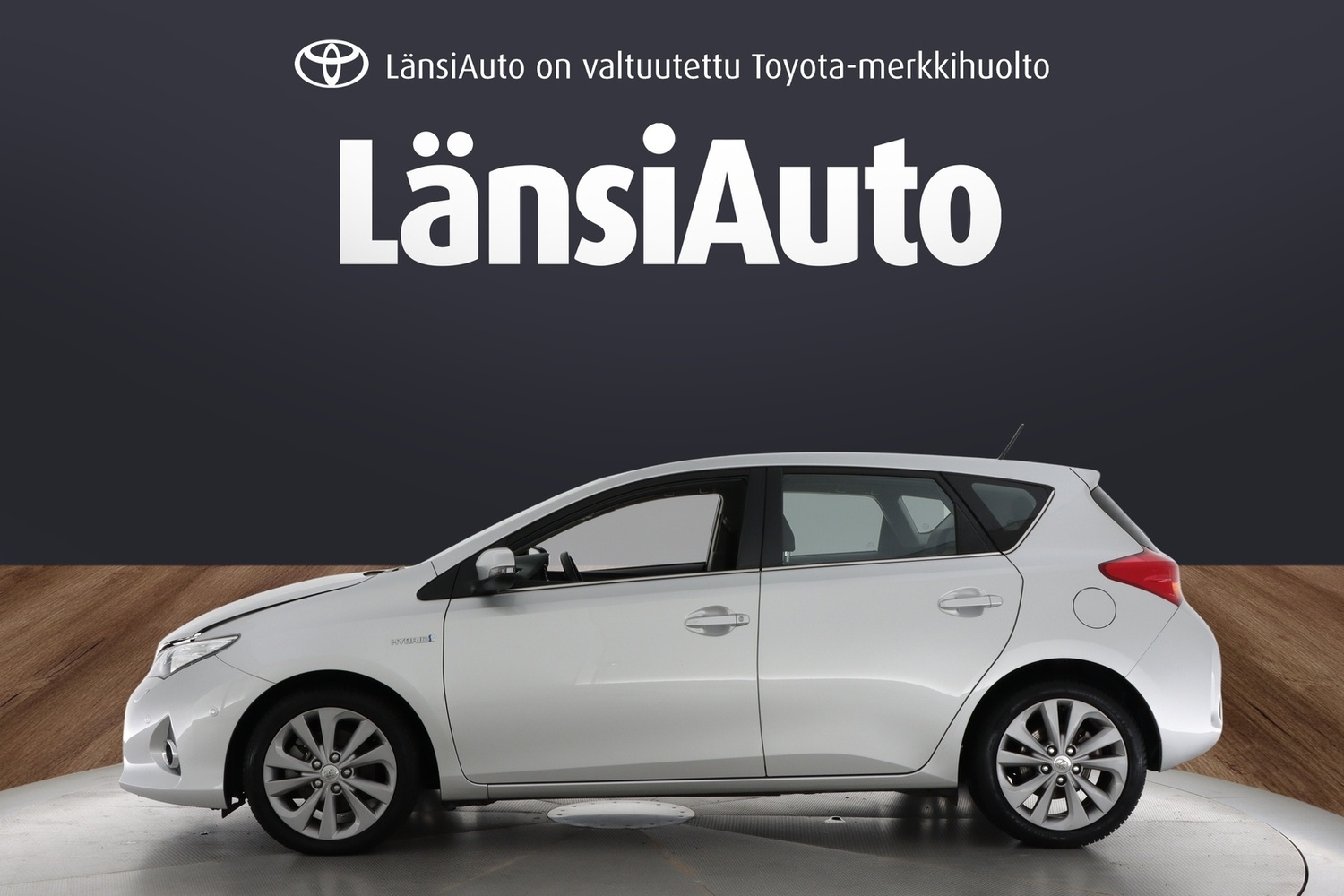Toyota Auris vaihtoauto
