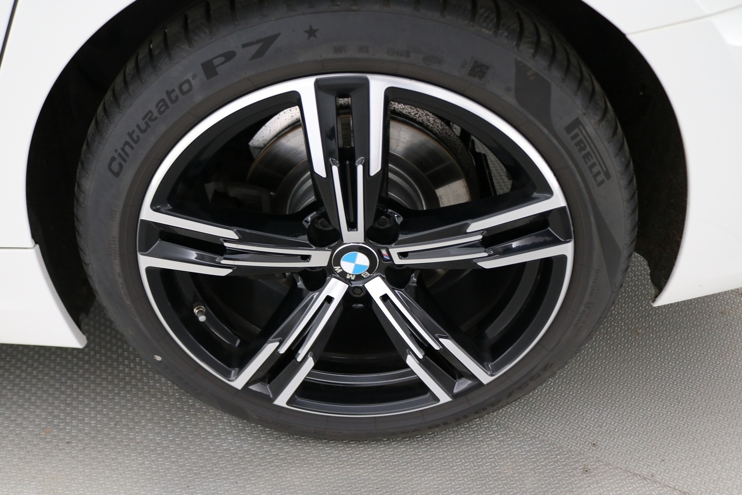 BMW 320 vaihtoauto