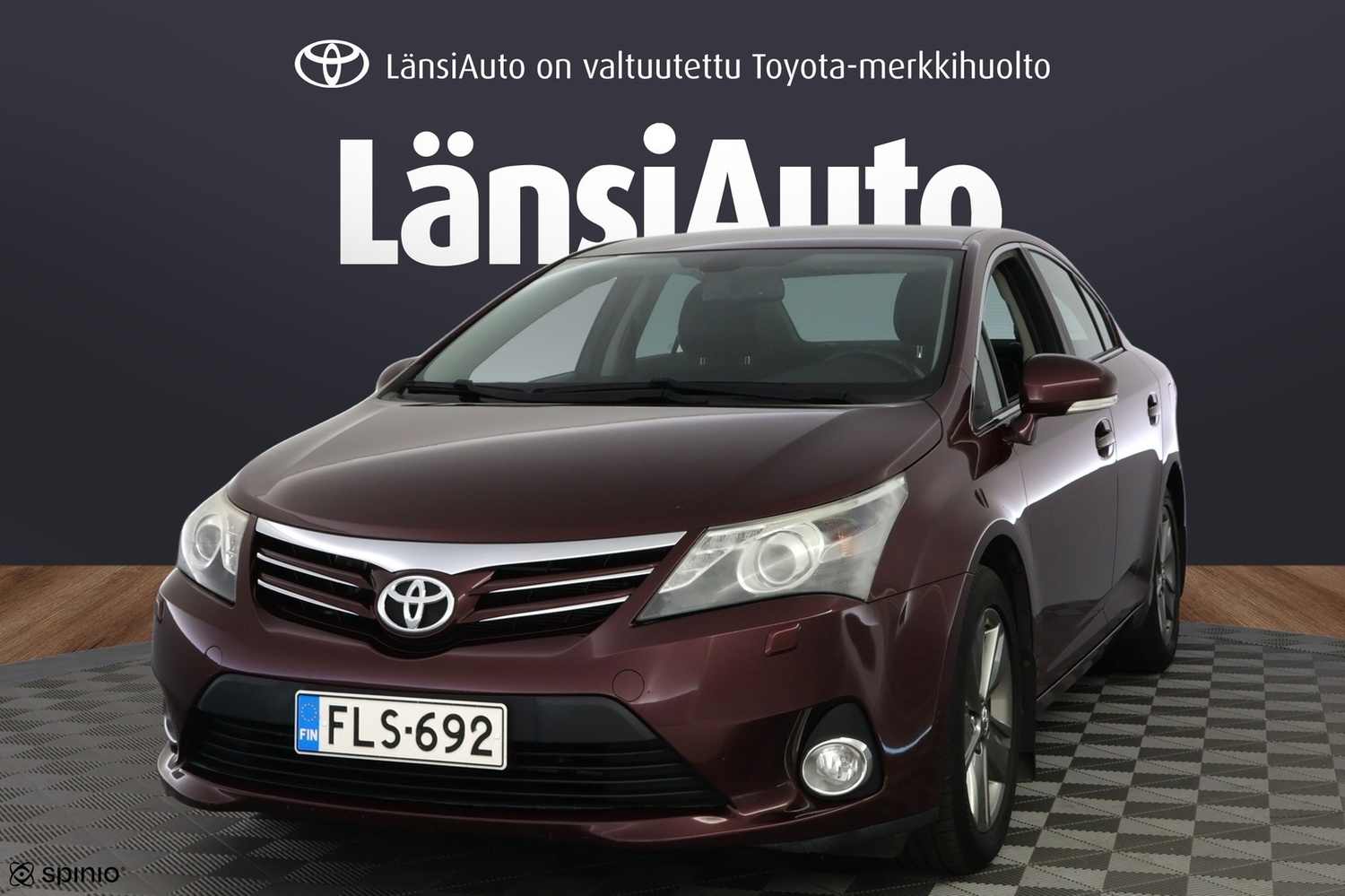 Toyota Avensis vaihtoauto