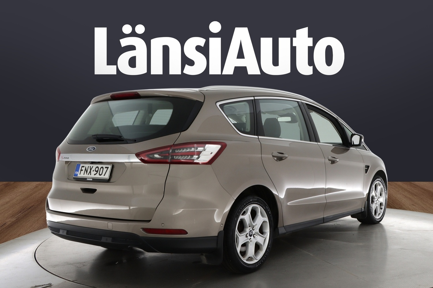 Ford S-MAX vaihtoauto