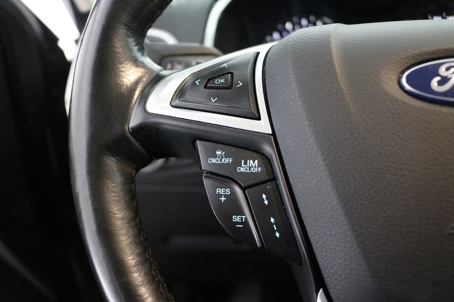 Ford S-MAX vaihtoauto
