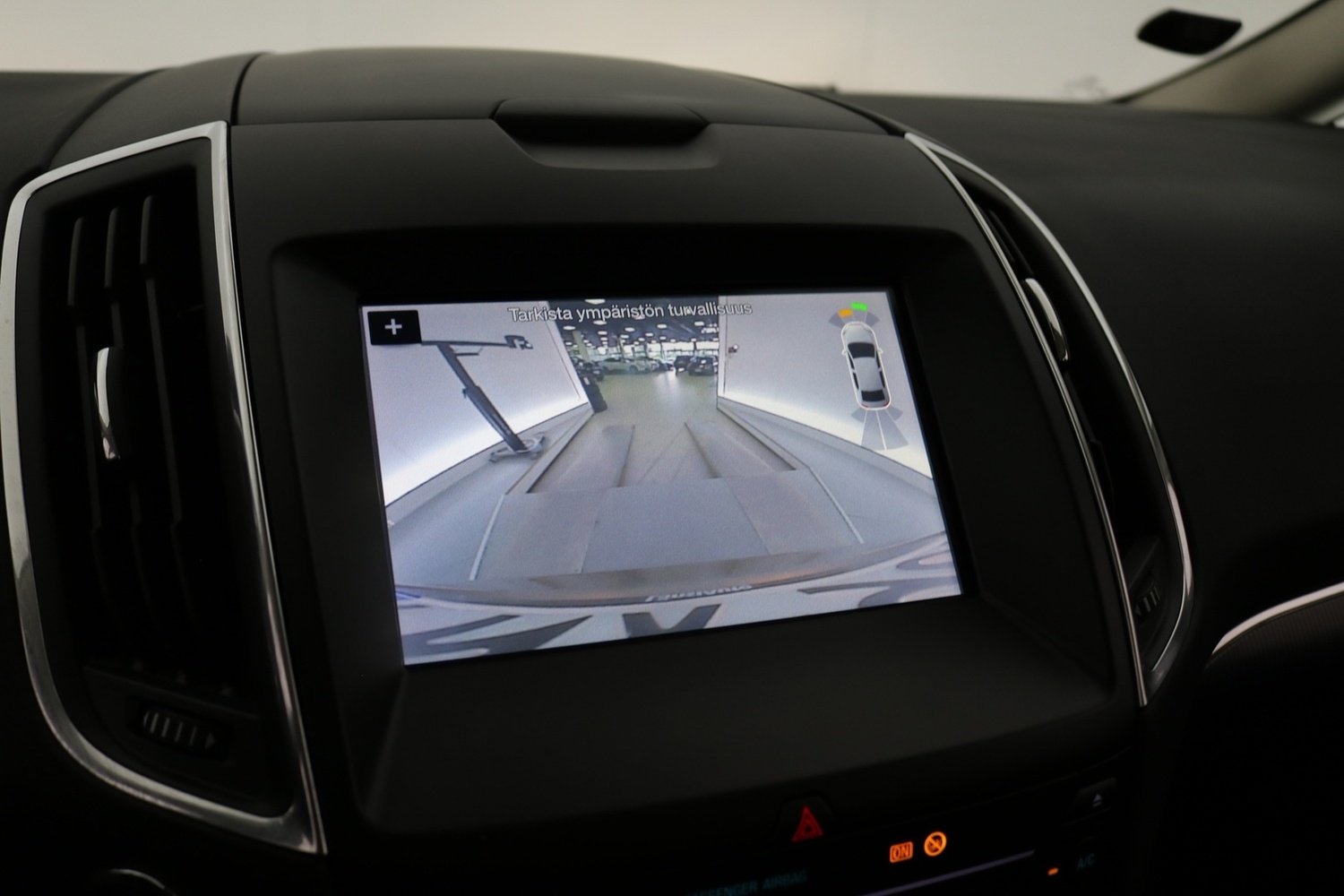 Ford S-MAX vaihtoauto