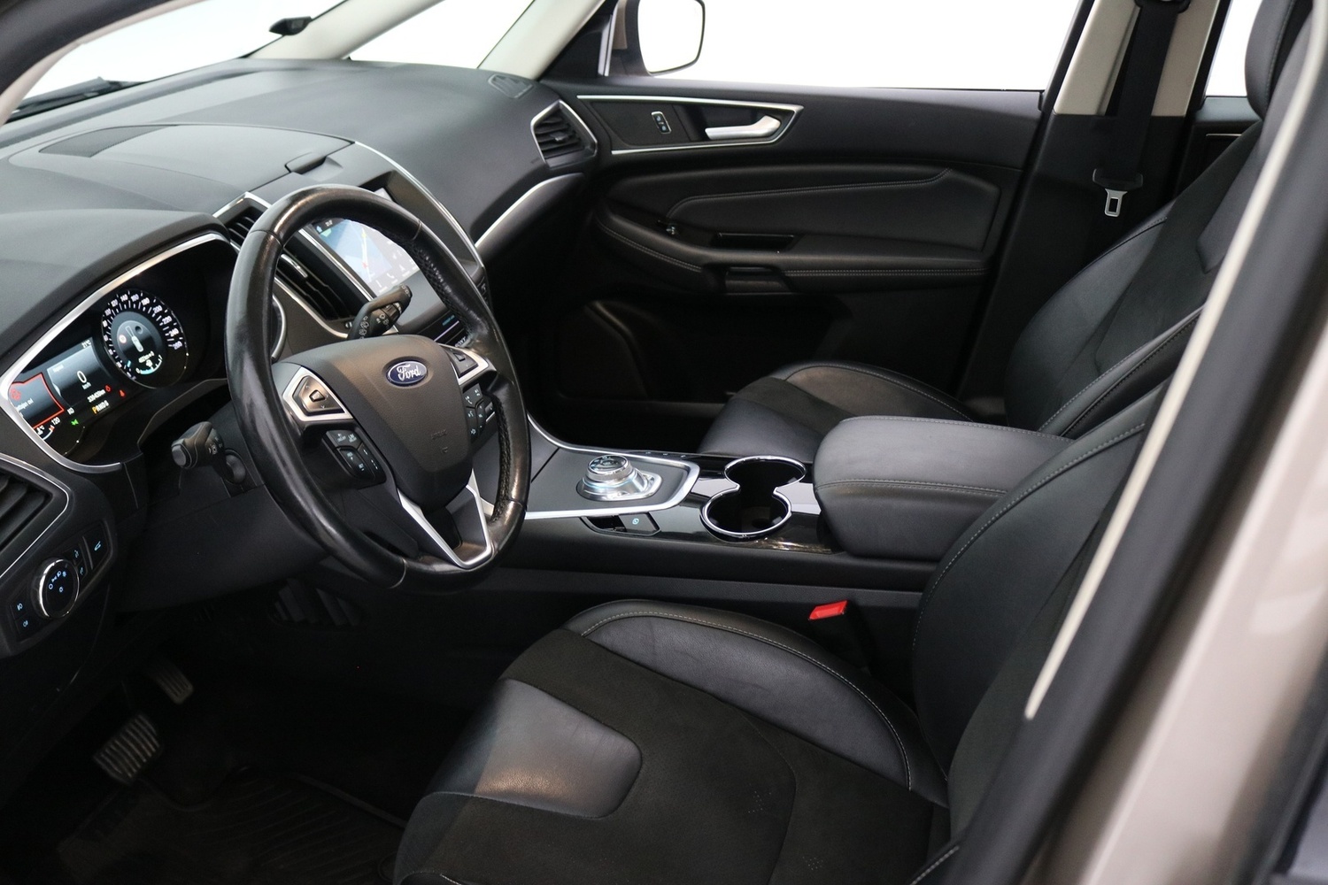 Ford S-MAX vaihtoauto