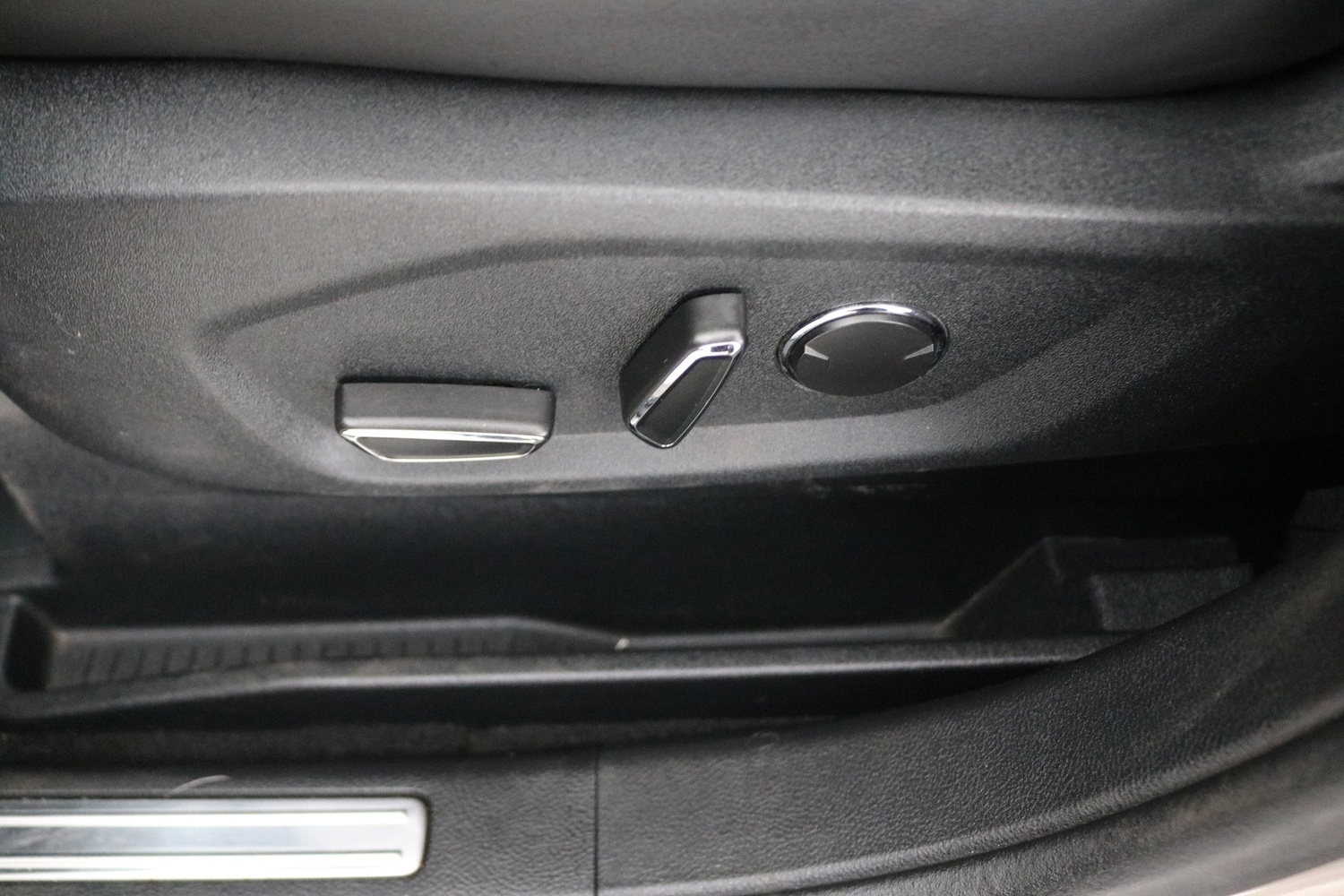 Ford S-MAX vaihtoauto