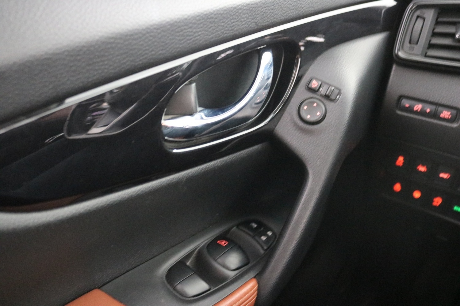 Nissan X-Trail vaihtoauto