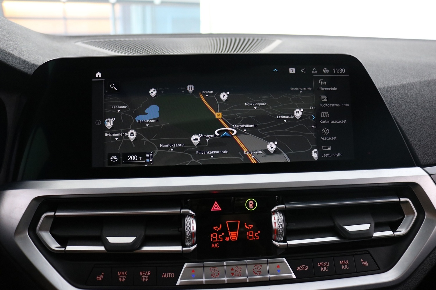 BMW 330 vaihtoauto
