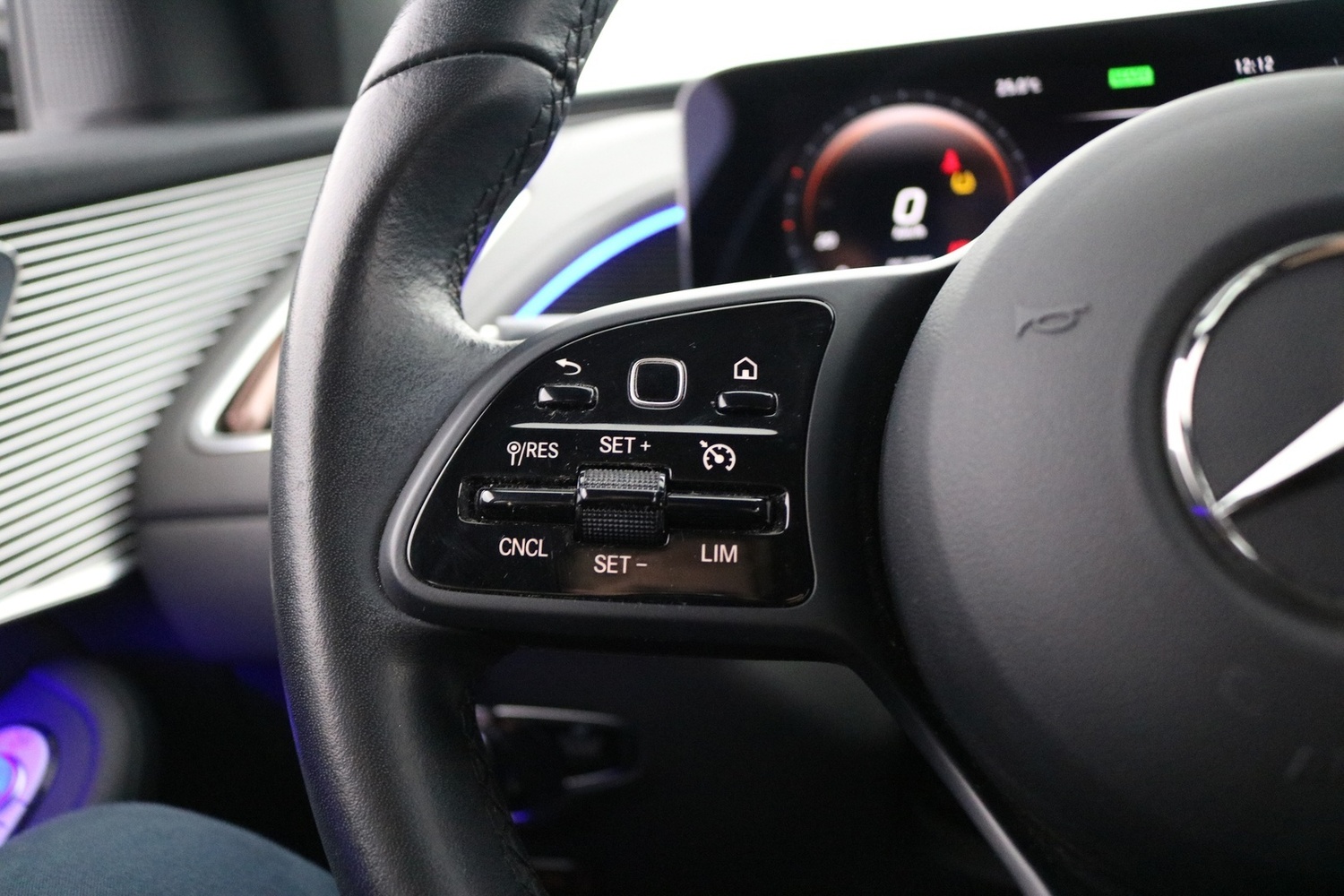 Mercedes-Benz EQC vaihtoauto