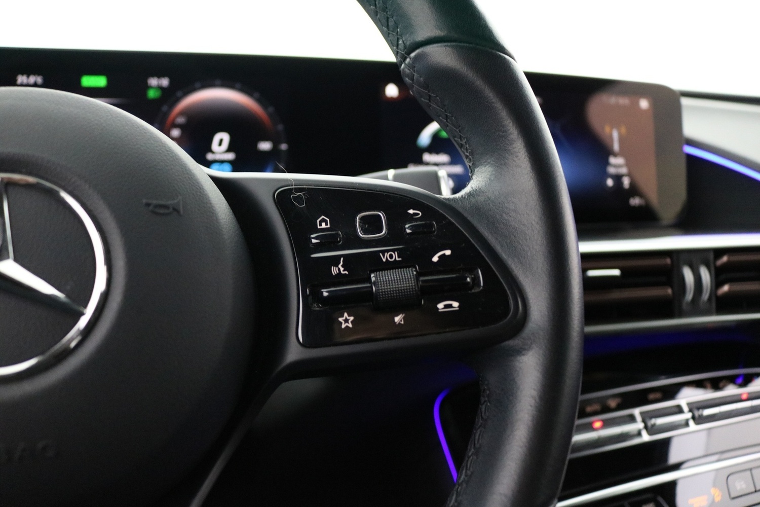 Mercedes-Benz EQC vaihtoauto