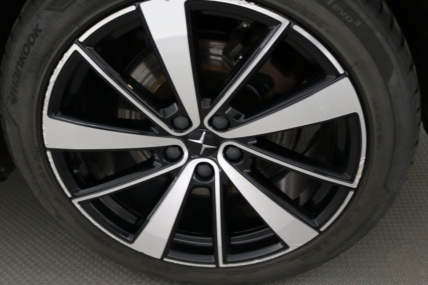 Polestar 2 vaihtoauto