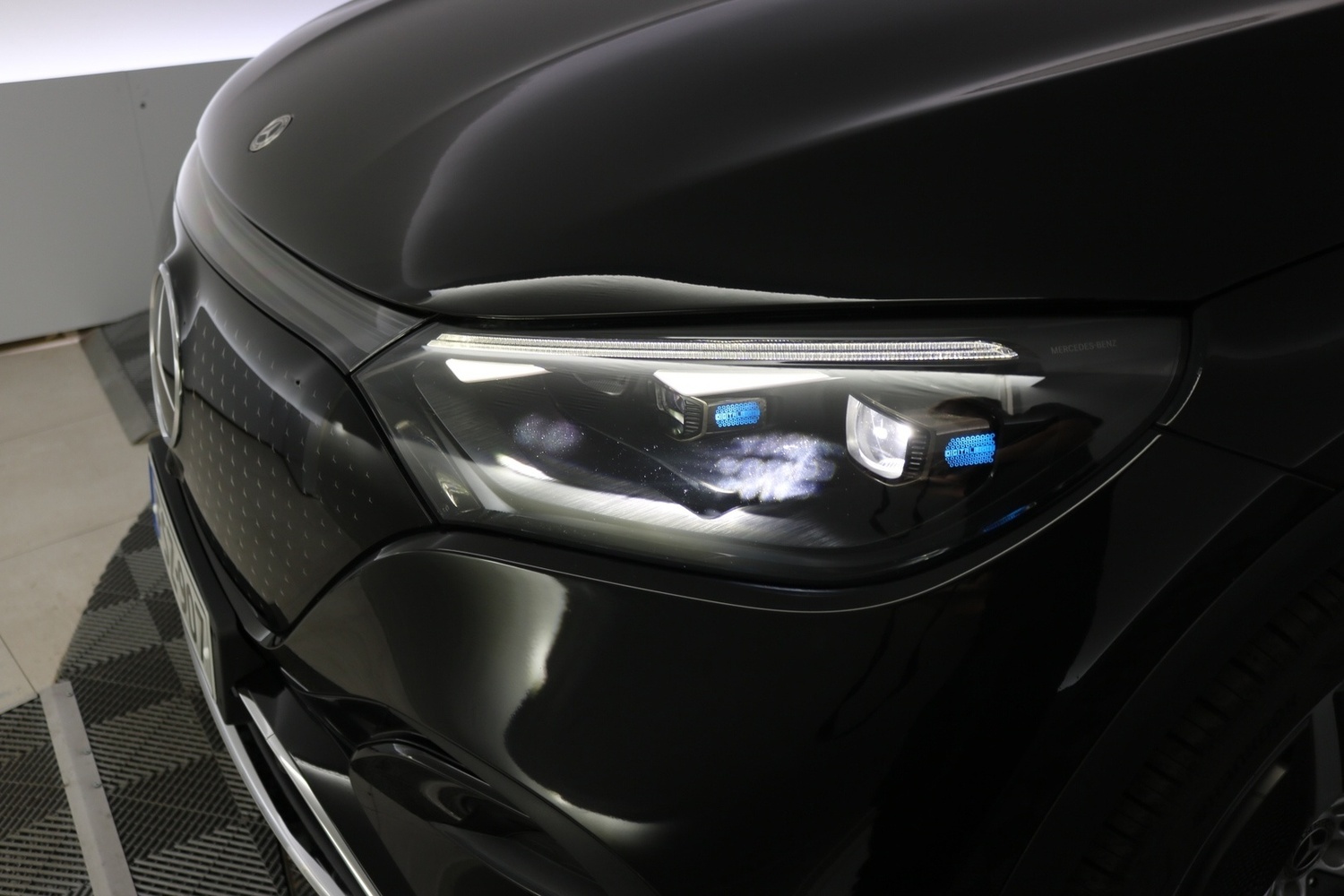 Mercedes-Benz EQE vaihtoauto