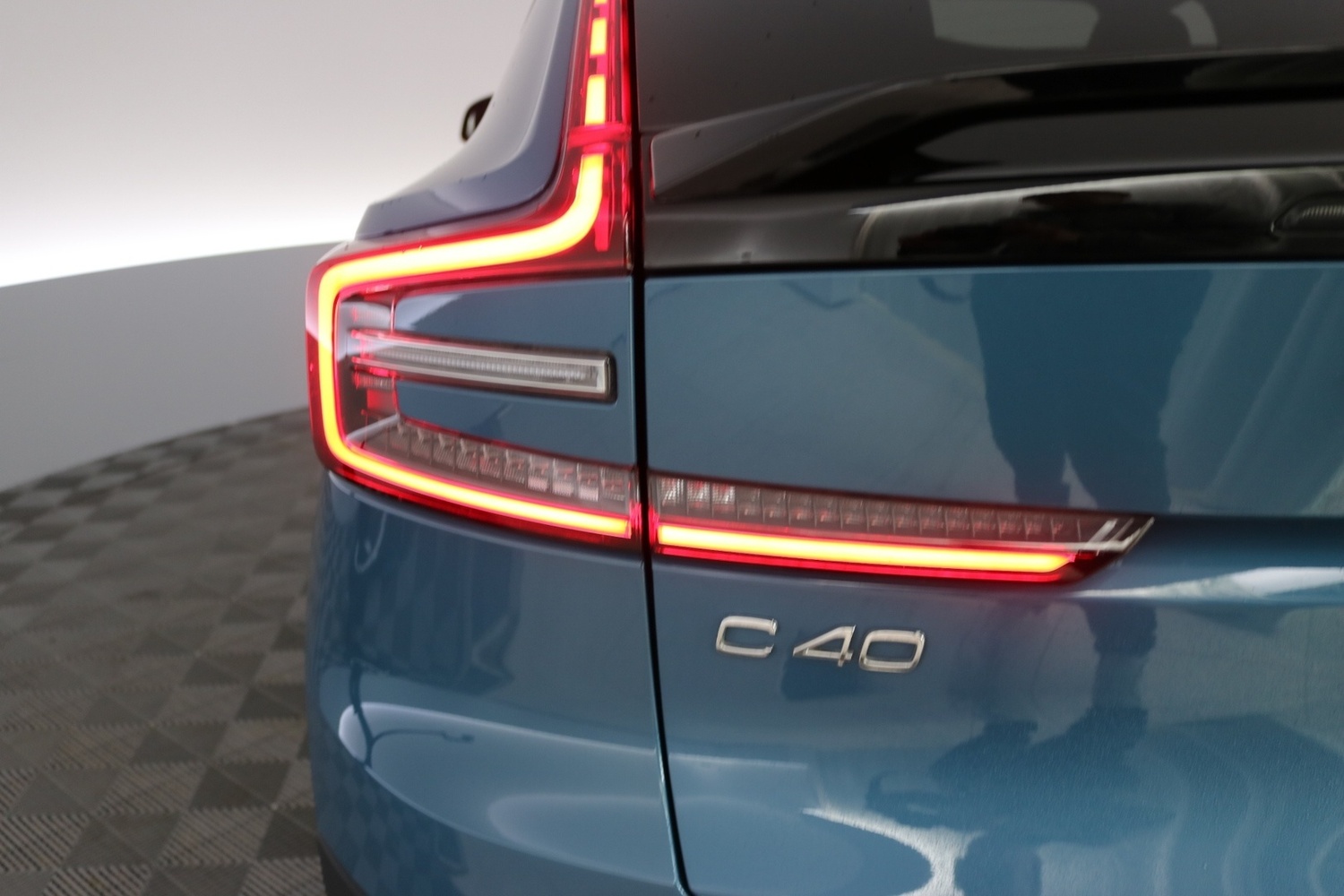 Volvo C40 vaihtoauto