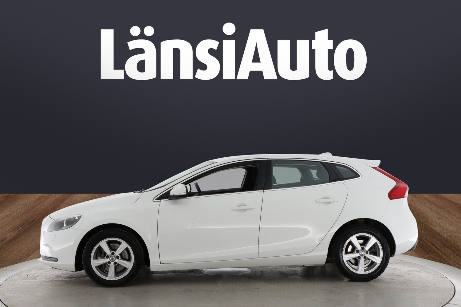 Volvo V40 vaihtoauto