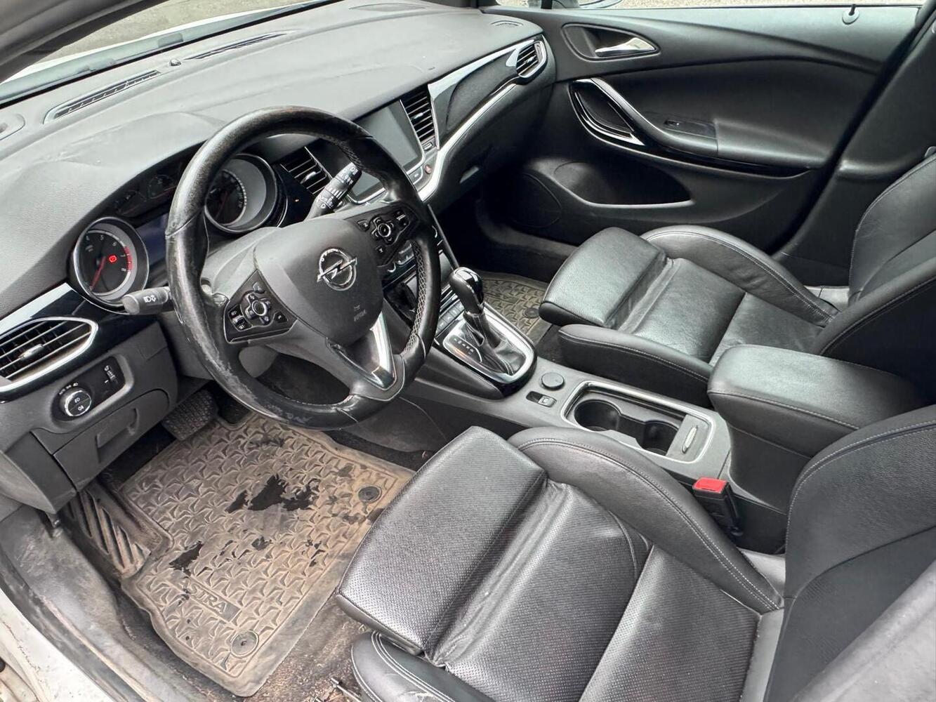 Opel Astra vaihtoauto