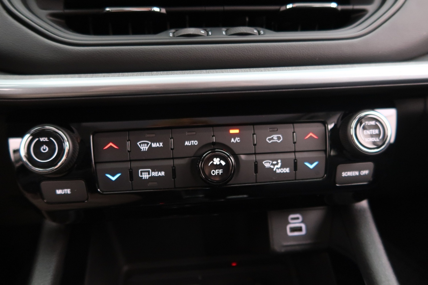 Jeep Compass vaihtoauto