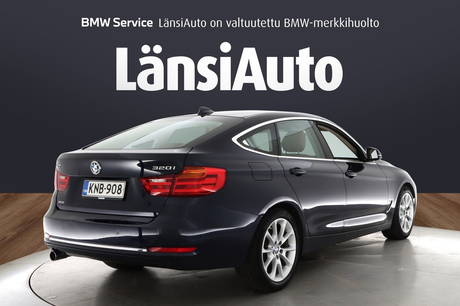 BMW 320 vaihtoauto