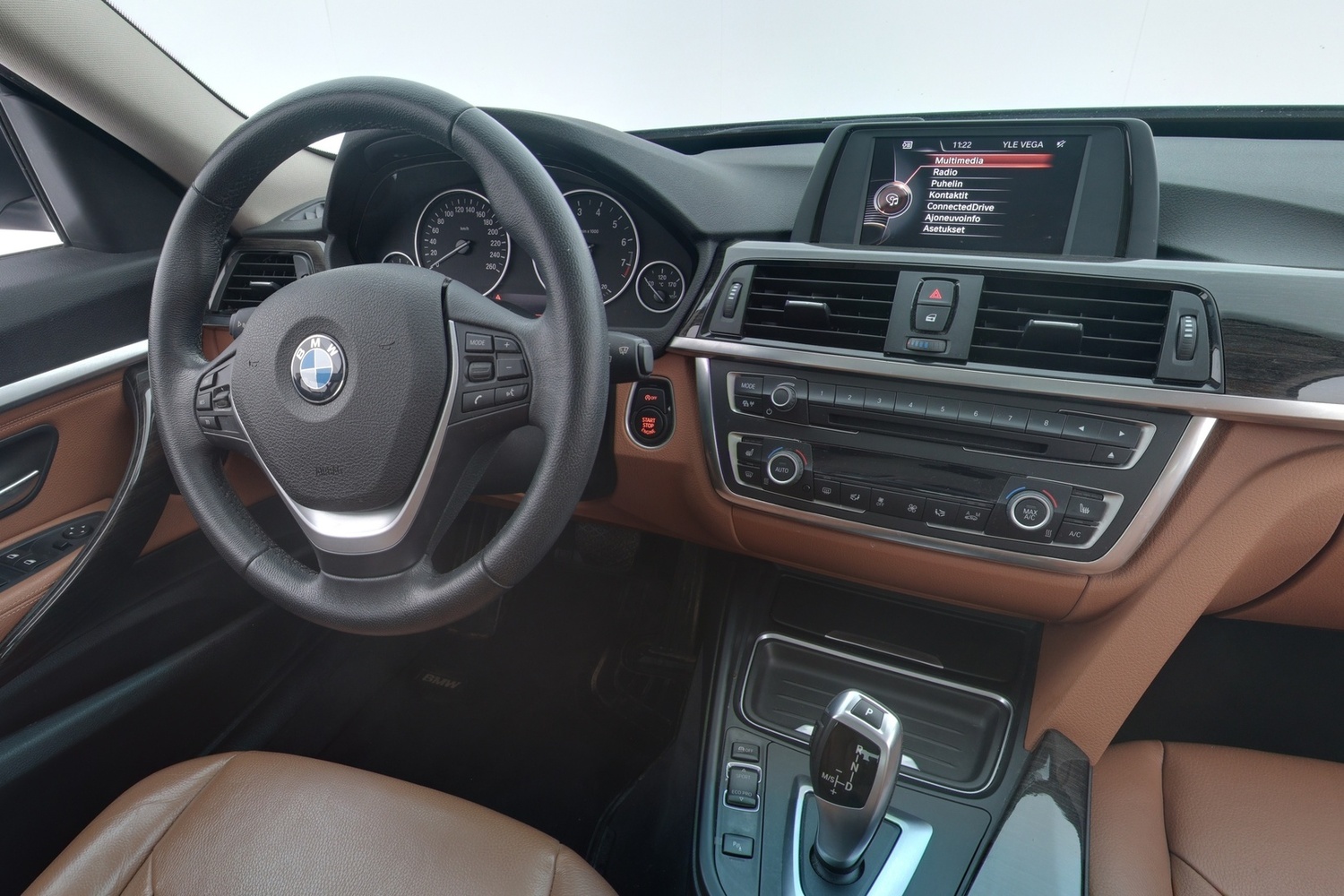 BMW 320 vaihtoauto