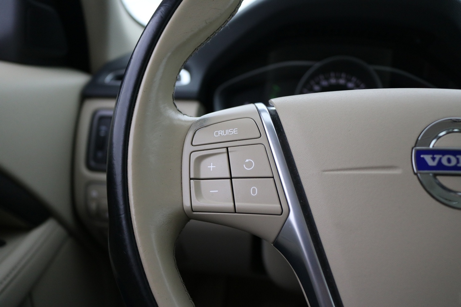 Volvo XC70 vaihtoauto