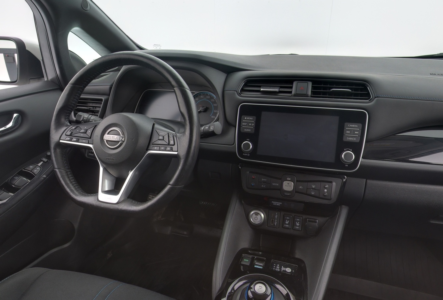 Nissan Leaf vaihtoauto
