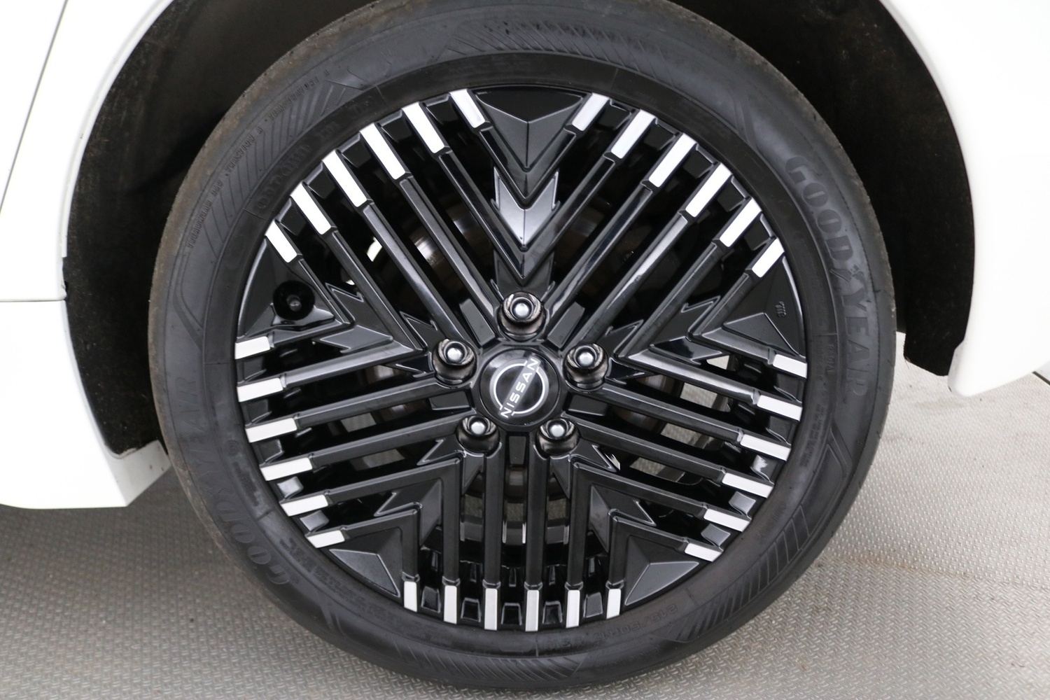 Nissan Leaf vaihtoauto