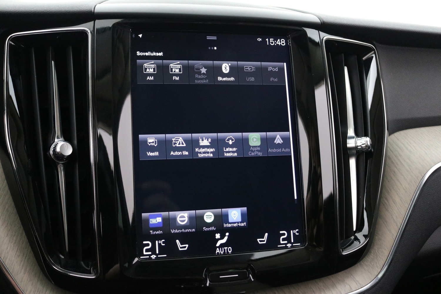Volvo XC60 vaihtoauto
