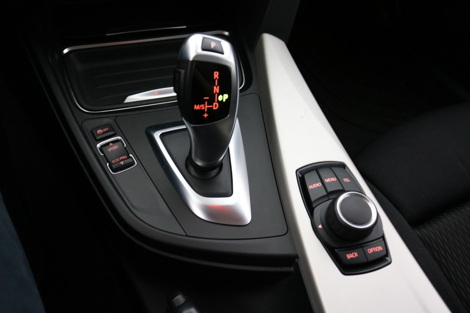 BMW 318 vaihtoauto