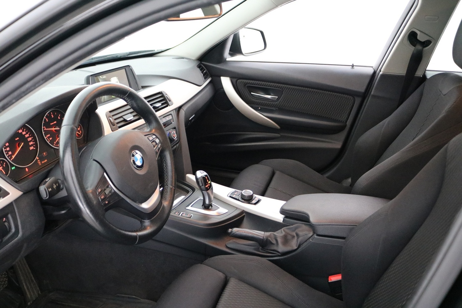 BMW 318 vaihtoauto