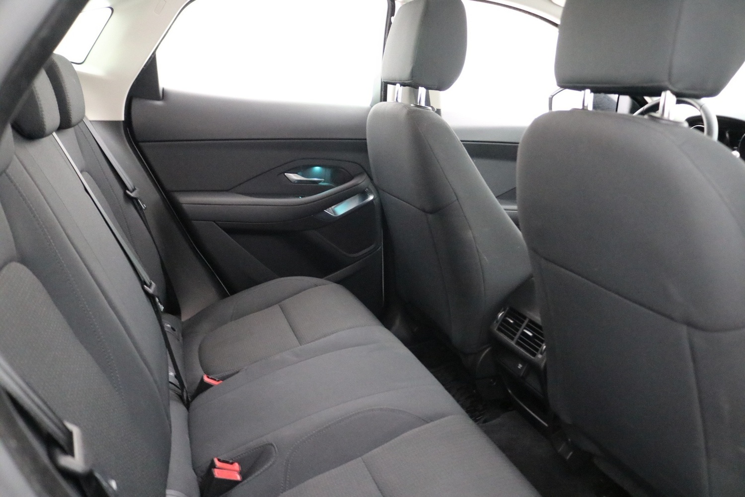 Jaguar E-PACE vaihtoauto