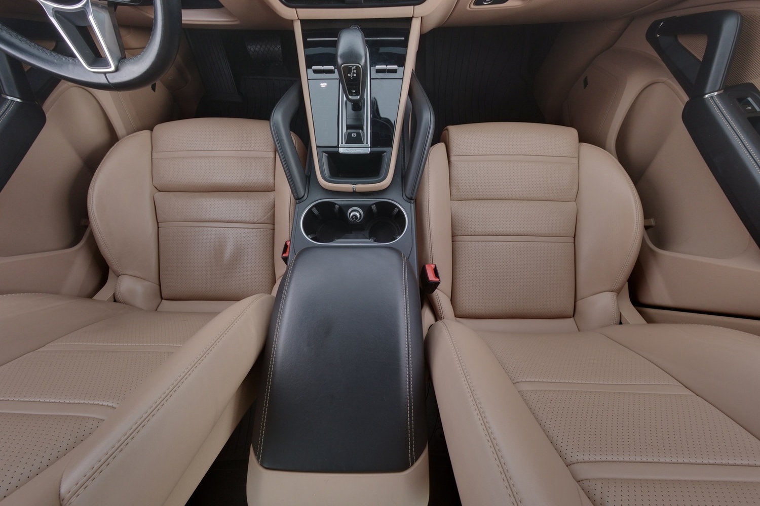 Porsche Cayenne vaihtoauto
