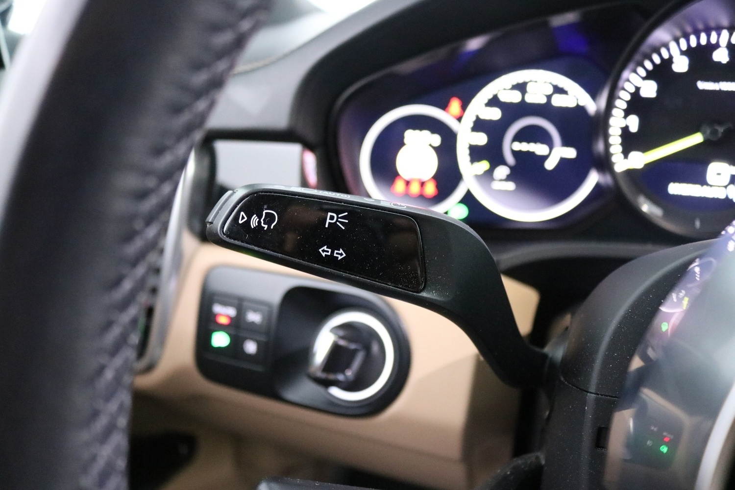 Porsche Cayenne vaihtoauto