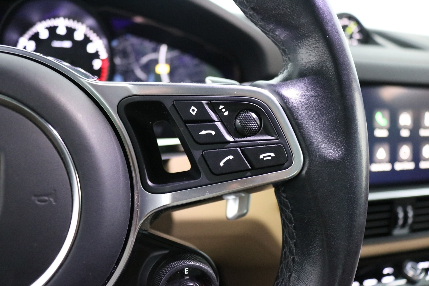 Porsche Cayenne vaihtoauto