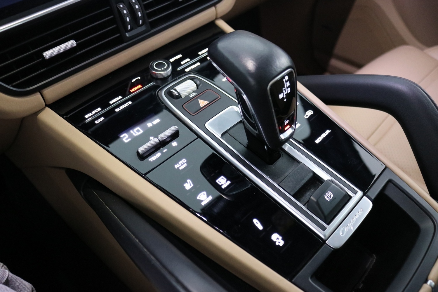 Porsche Cayenne vaihtoauto