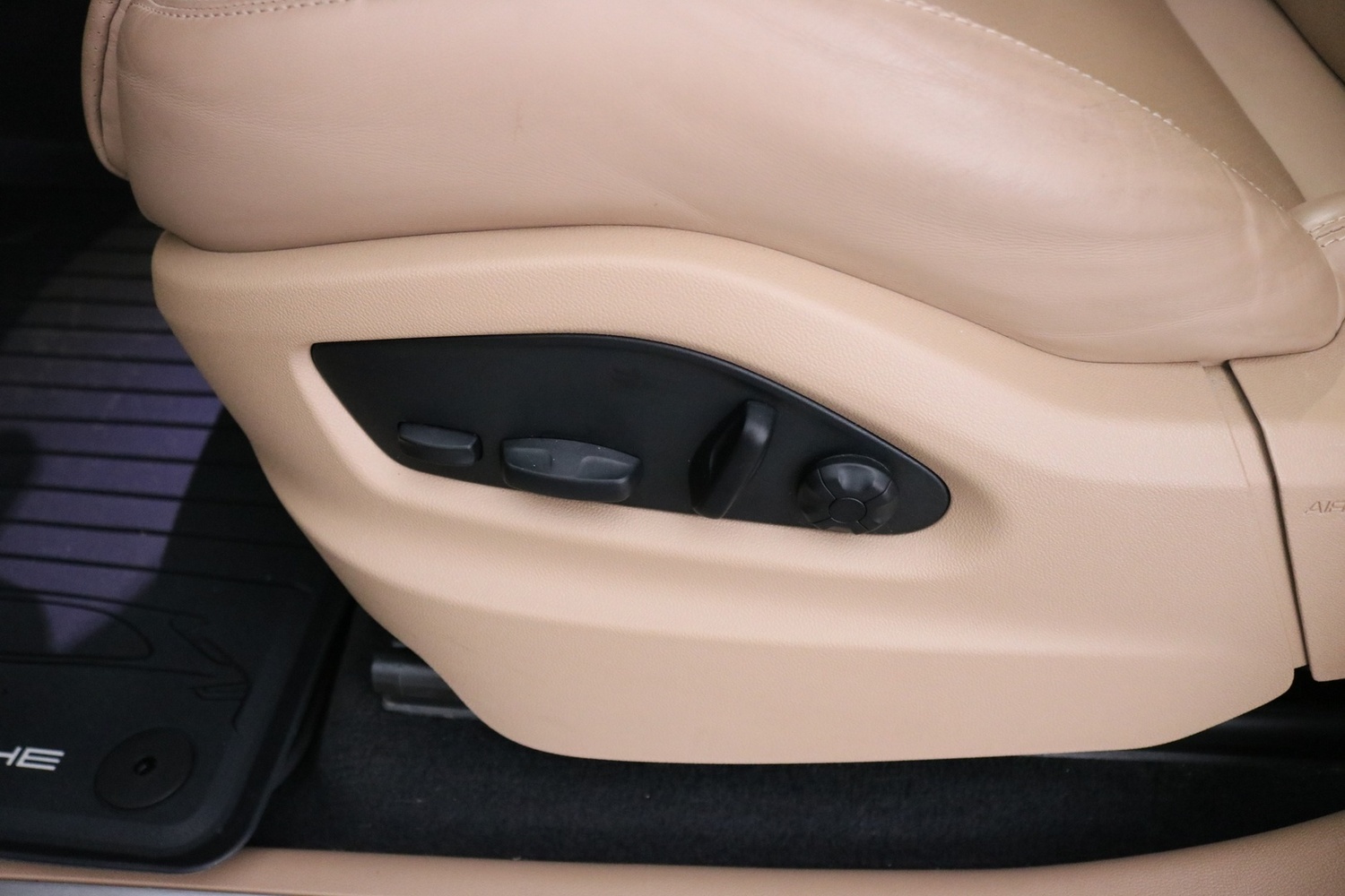 Porsche Cayenne vaihtoauto
