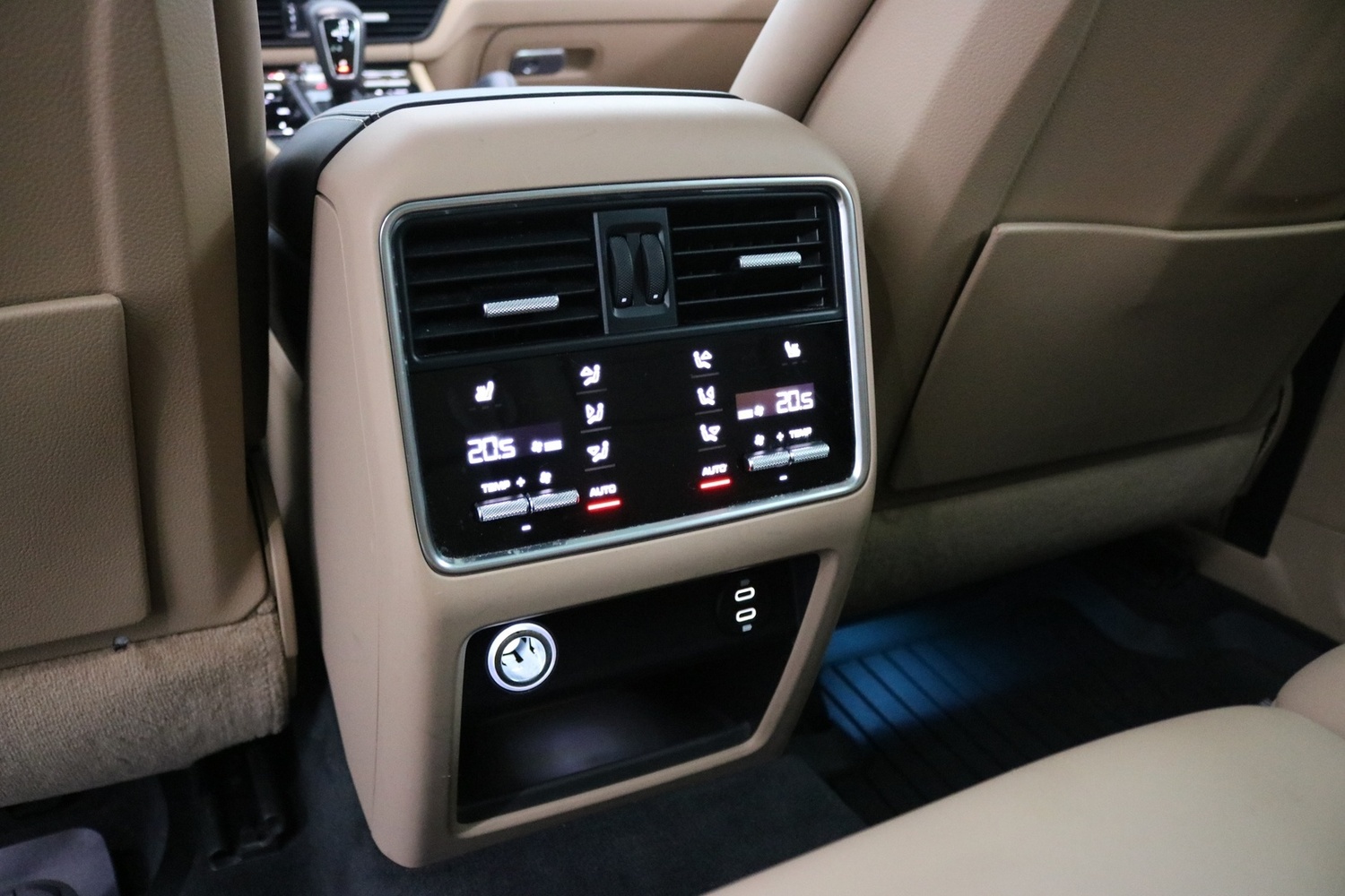 Porsche Cayenne vaihtoauto
