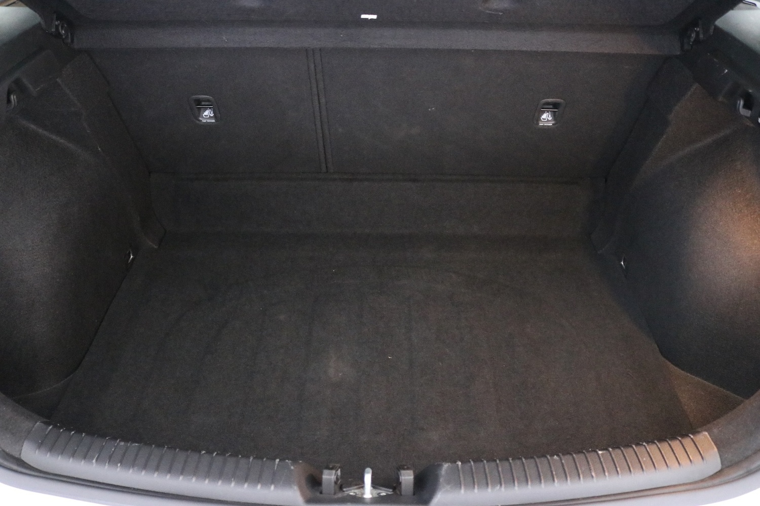 Hyundai i30 Hatchback vaihtoauto