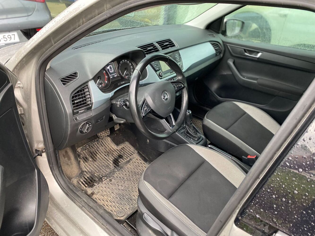 Skoda Fabia vaihtoauto