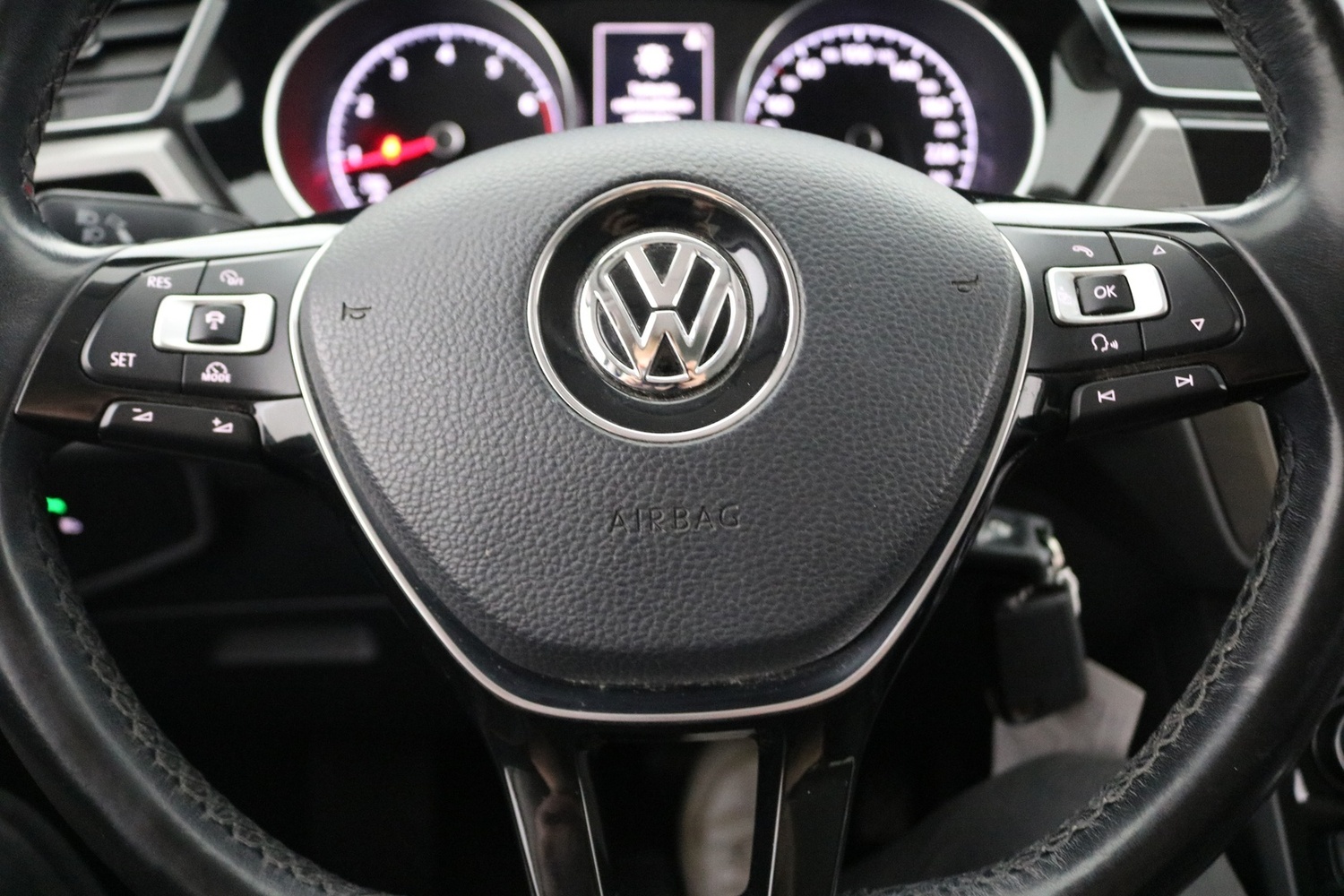 Volkswagen Touran vaihtoauto