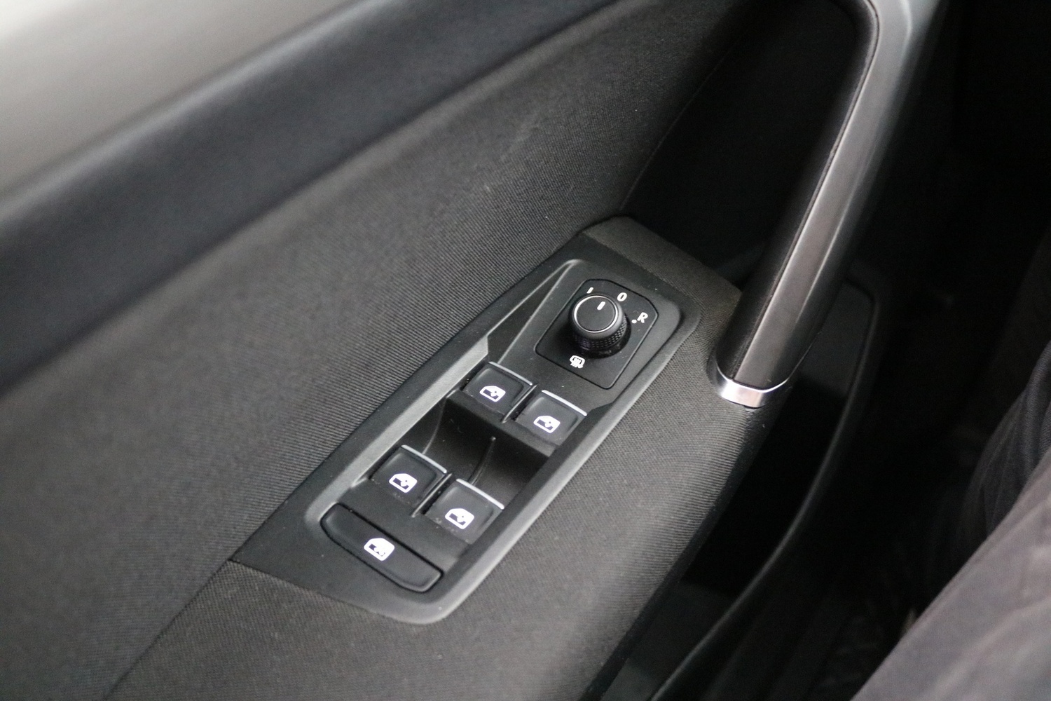 Volkswagen Touran vaihtoauto