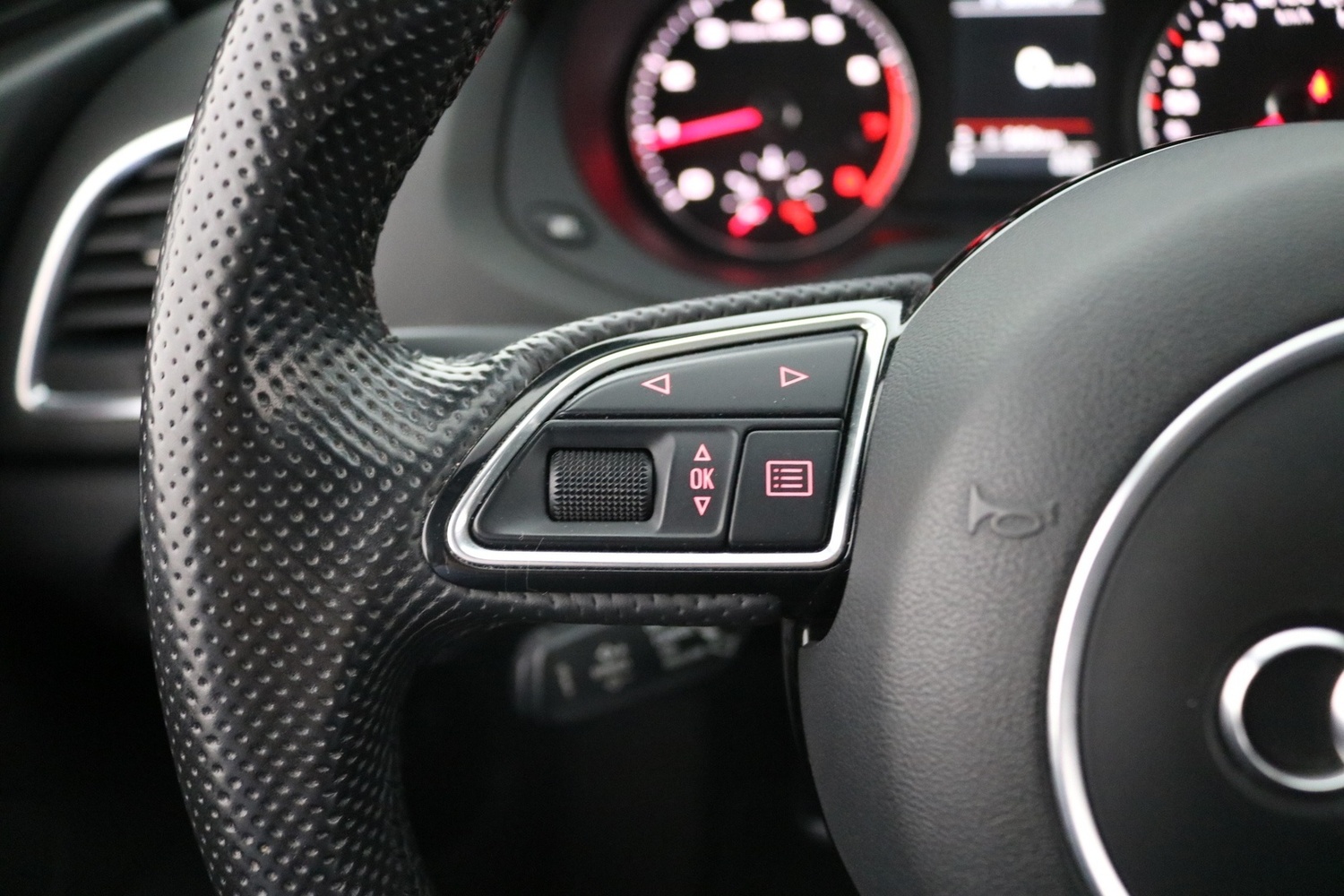 Audi Q3 vaihtoauto