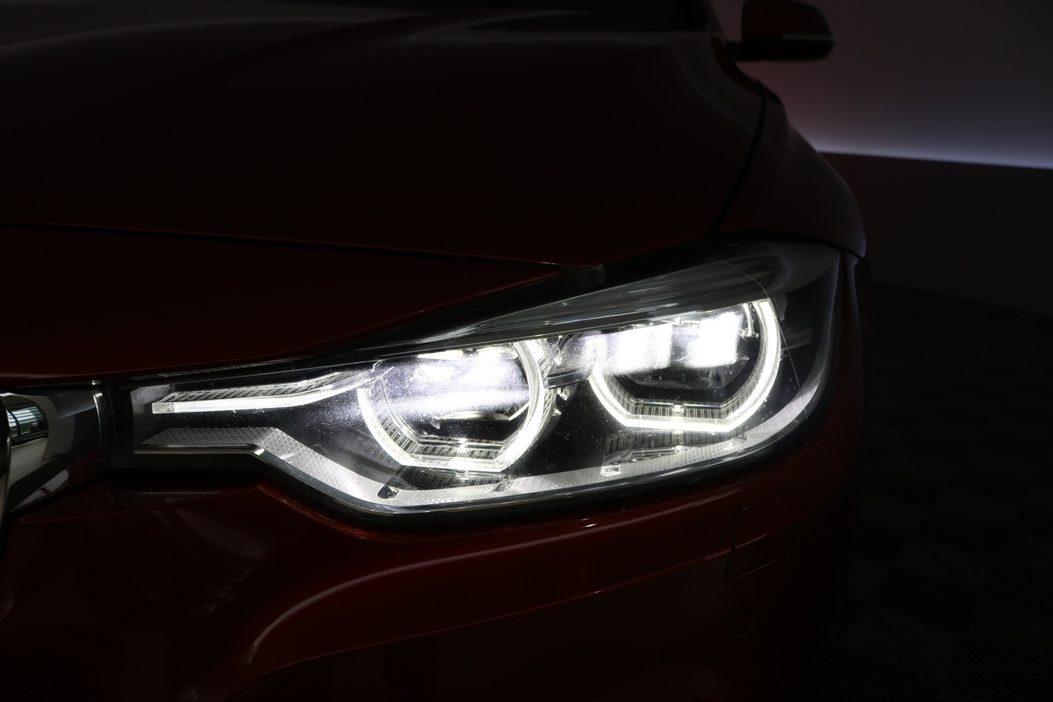 BMW 320 vaihtoauto