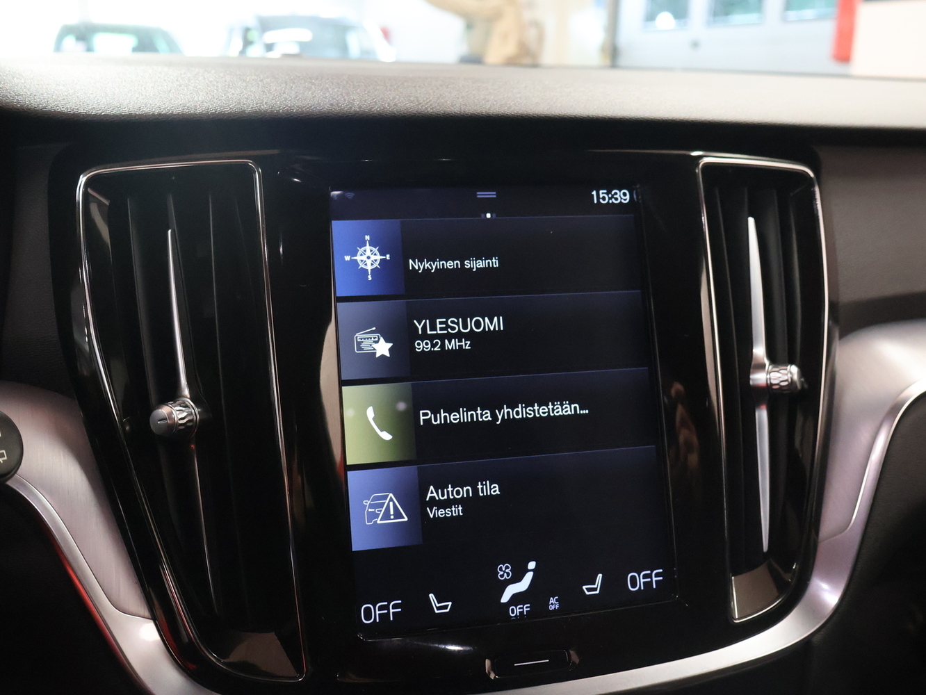 Volvo V60 vaihtoauto