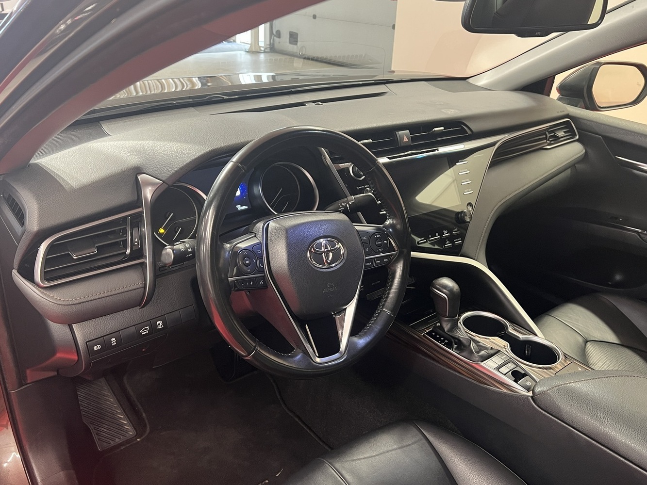 Toyota Camry vaihtoauto