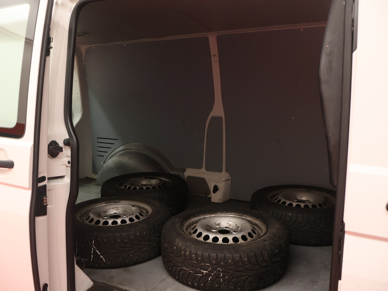 Volkswagen Transporter vaihtoauto
