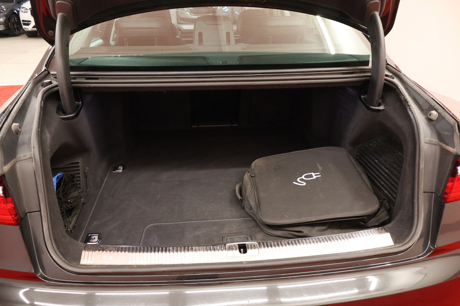 Audi A8 vaihtoauto