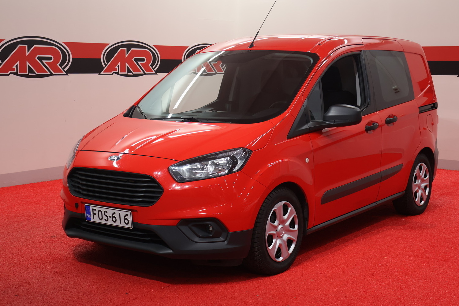 Ford Transit Courier vaihtoauto